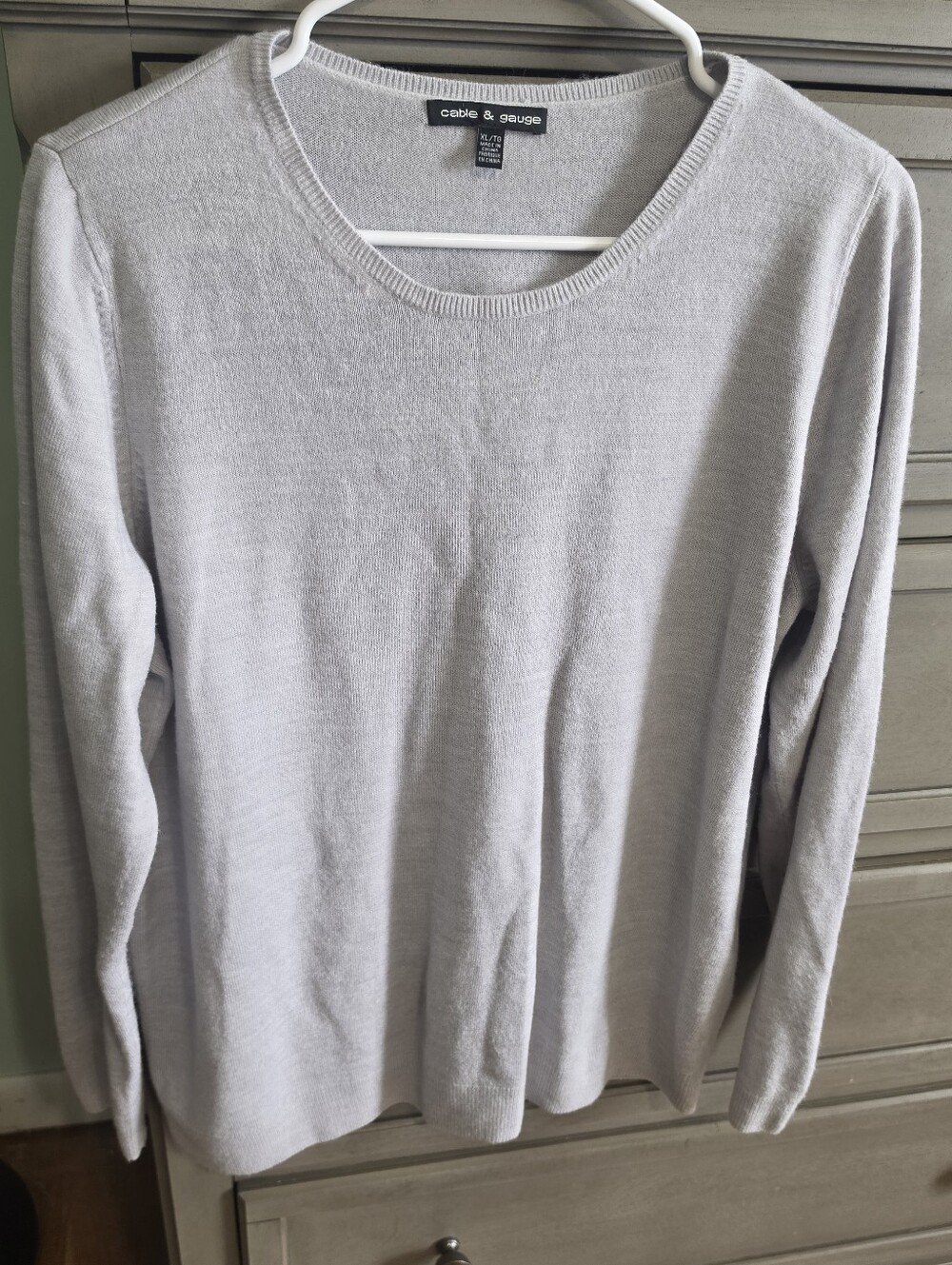 Cable & Gauge Light Gray Crewneck Sweater - Women's